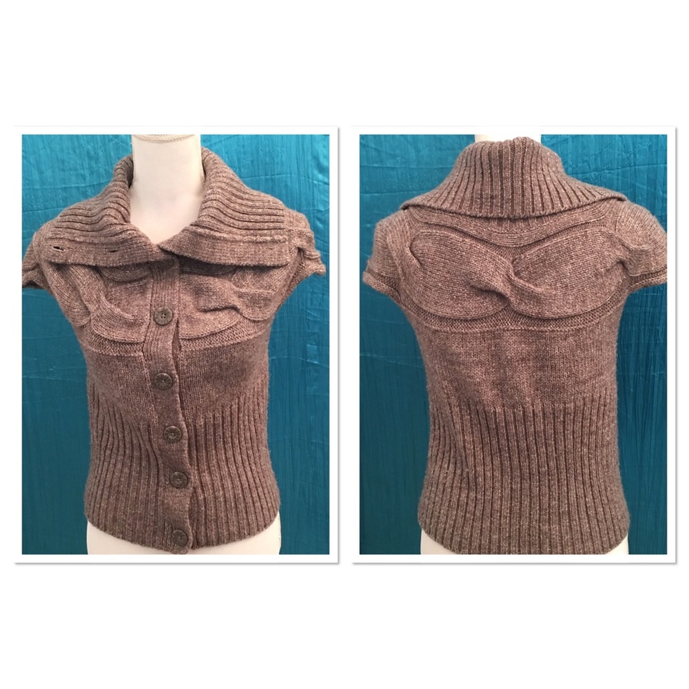 Swan Collection by s. Oliver Sweater Size 6